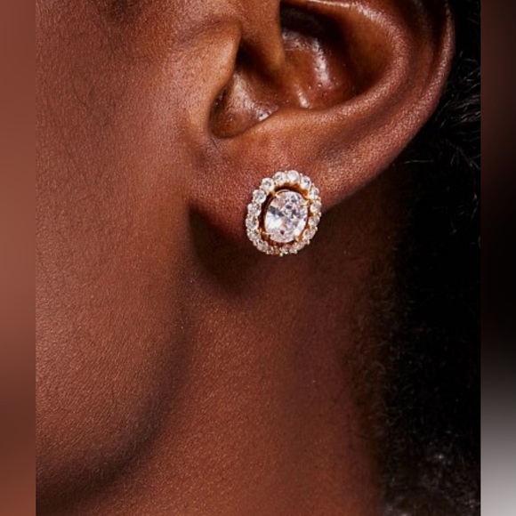 Kate Spade Victoria Oval Crystal Stud Earrings brand new in the box - Picture 2 of 7